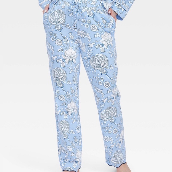 🩵💙 Roller Rabbit x Target Women's Floral Vines Long Sleeves & Pants PJ Set Blue - Picture 4 of 11